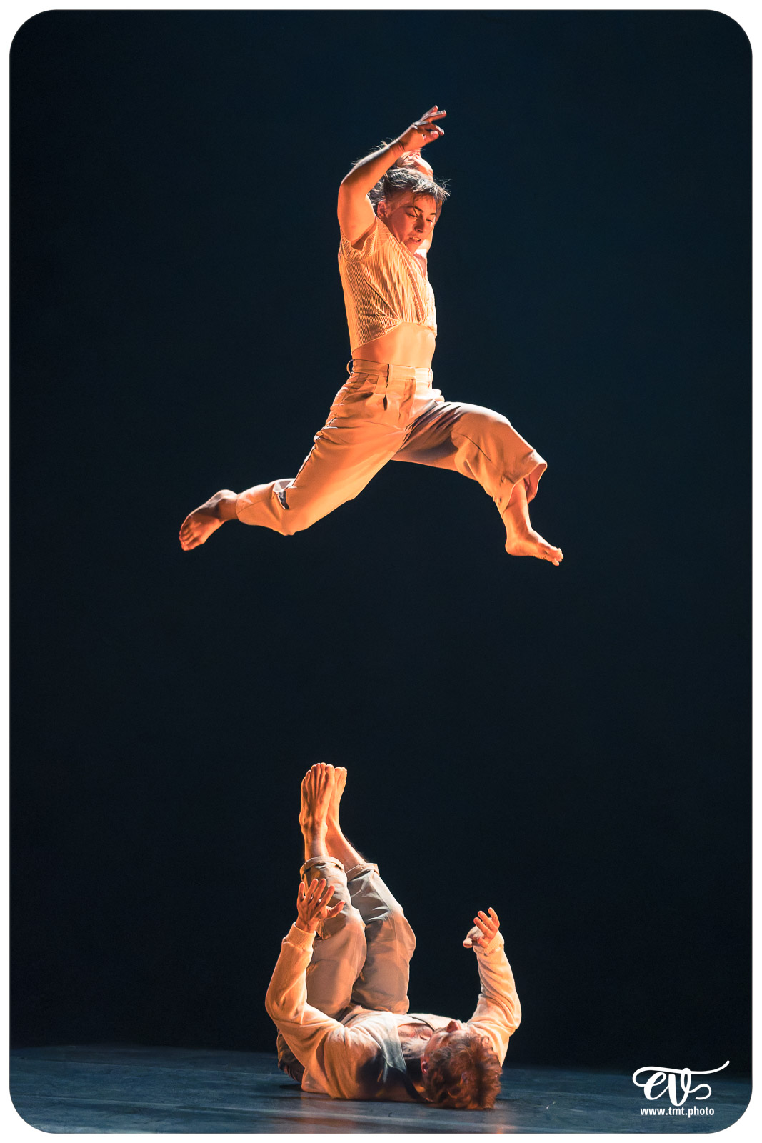 N.ORMES (AGATHE & ADRIEN)